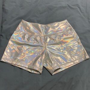Holographic shorts